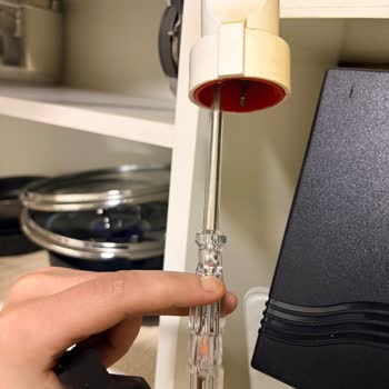 Blum Aventos HF Kapak Mekanizmasında Adaptör Işığı Yanmıyor Ve Servis Talebi