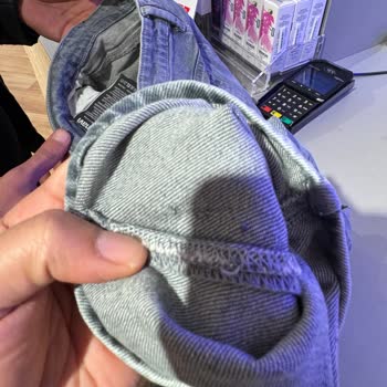 Mavi Mağazasında Ayıplı Jean Pantolon İçin Değişim Talebi