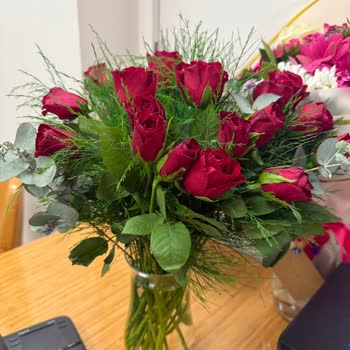 Taze Olmayan Güller Nedeniyle Kalitesiz Çiçek Teslimatı