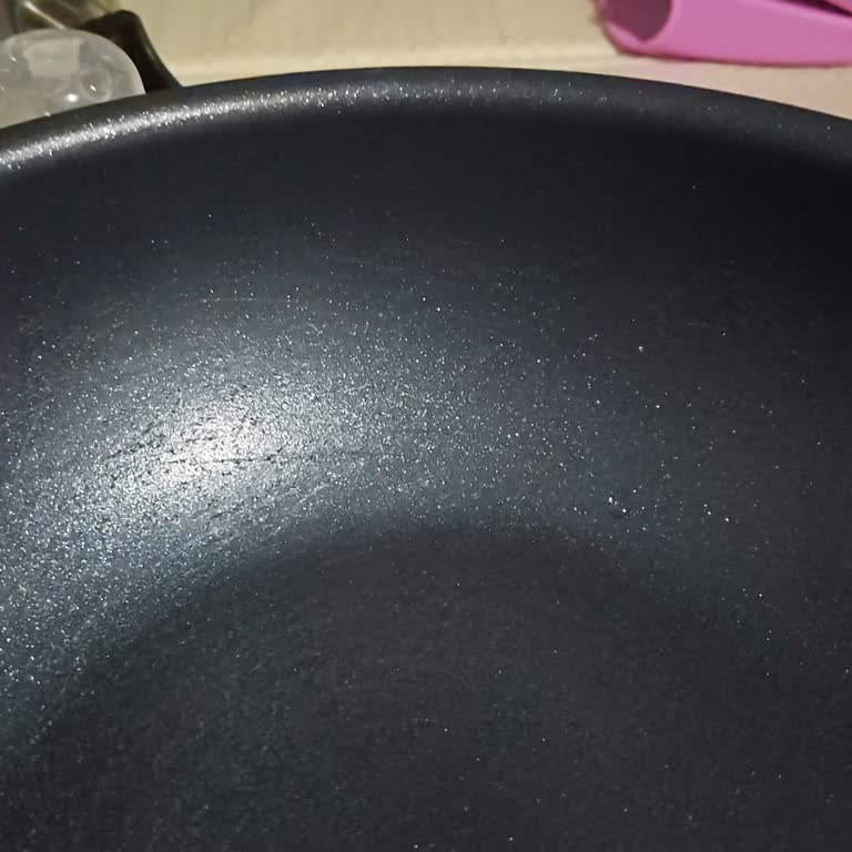 Karaca Bio Diamond Tava Setinde Çizilme Sorunu Ve Ücretsiz Değişim Talebi