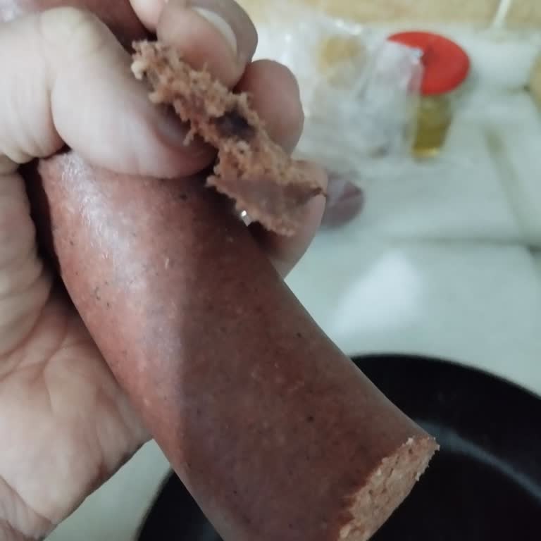 Torku Acılı Sucuğunda Belirlenemeyen Siyah Madde