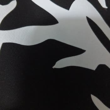 Renk Uyumsuzluğu Ve Baskı Hatası Nedeniyle Değişim Talebi