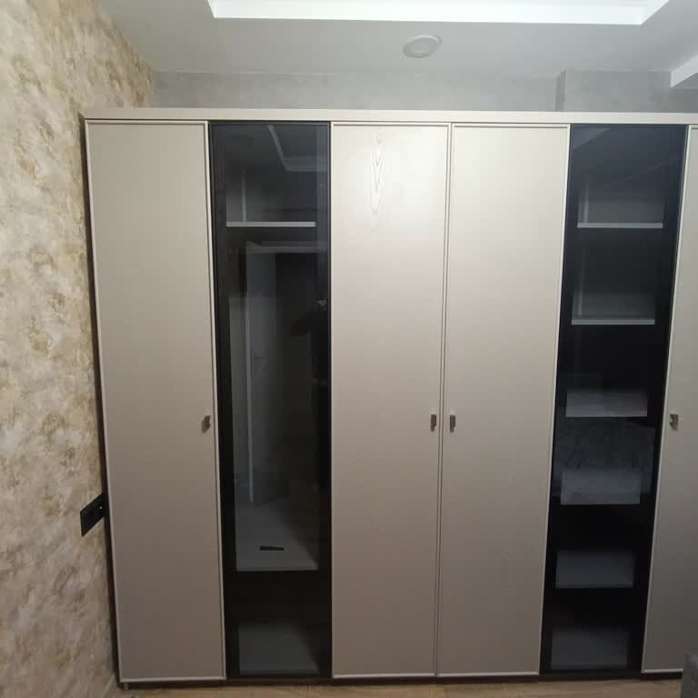 Yanlış Model Ve Hatalı Montajlı Yatak Odası Dolabı, Teşhir Berjer Değişimi Talebi