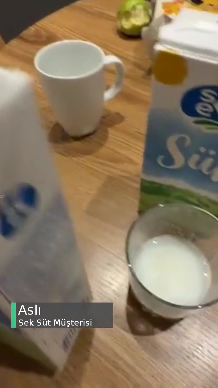 Sek Süt Değil Su! videonun kapak resmi