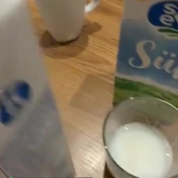 Sek Süt Değil Su!
