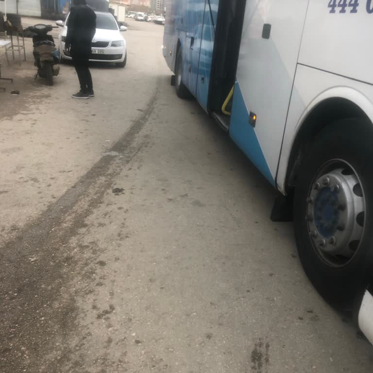 Adana Kilis Seferinde 2 Saat Gecikme Ve Hakaretli Çağrı Merkezine Karşı Bilet İadesi Talebi