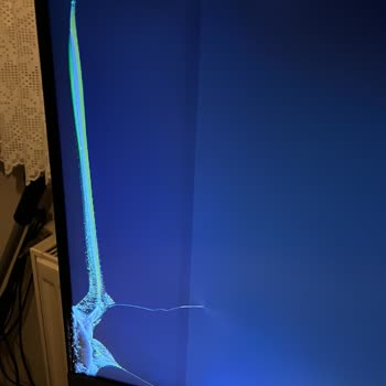 Hepsijet Kargolarında Dikkatsizlik Monitörümün Kırılmasına Yol Açtı