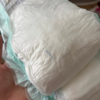 Bebek Bezinde Sert Plastik Parça Güvenlik Ve Kalite Kontrol Sorunu