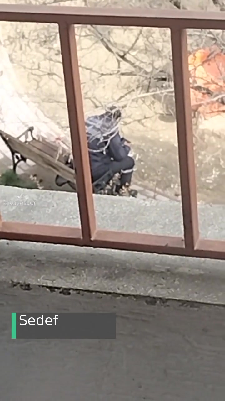 Konya Selçuklu Belediyesi Temizlik Görevlisinin Mesai Saati İçimde Oyun Oynaması videonun kapak resmi