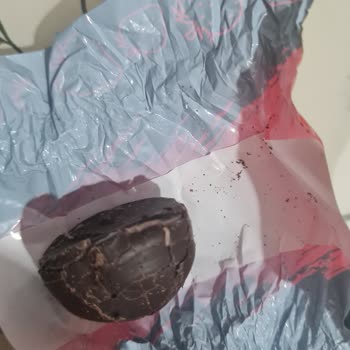 Son Kullanma Tarihi Geçmemiş Çikolata Bozulmuş, Bayramda Misafirleri Zor Duruma Soktu
