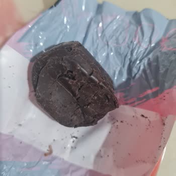 Son Kullanma Tarihi Geçmemiş Çikolata Bozulmuş, Bayramda Misafirleri Zor Duruma Soktu