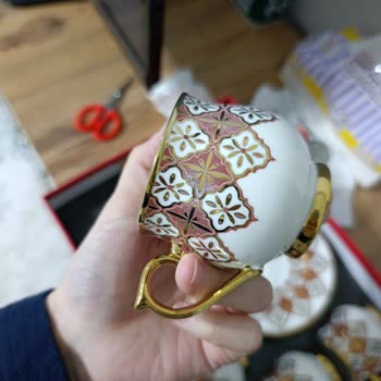 Sürekli Defolu Ve Kırık Fincan Takımı İade Talebim Reddedildi