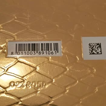 Versace Parfümünün Üretim Tarihi Aşılmış, Koku Performansı Yok