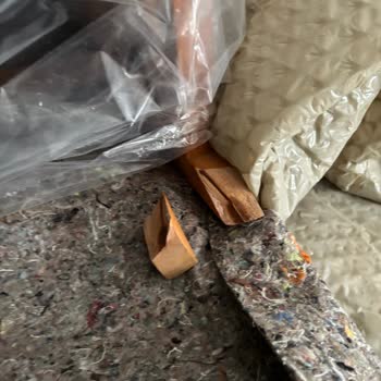 Kırık Berjer Teslimatı Ve Müşteri Hizmetlerine Ulaşılamaması