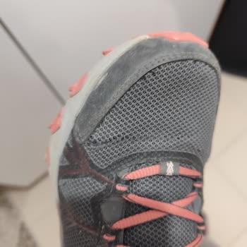 Yüksek Fiyatlı Botta Kısa Sürede Yırtılma Sorunu