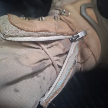 Fermuar Kısa Sürede Bozuldu, Yan Açılma Ve Zayıf Dikiş Sorunları