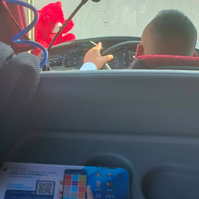 Otobüste Sürücülerin Sigara İçmesi Yolcu Sağlığını Tehlikeye Atıyor