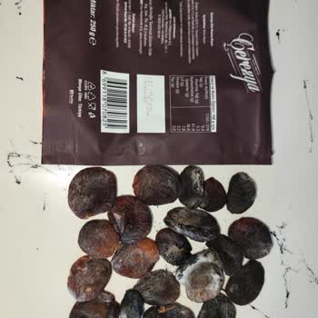 Küflü Çerezya Gün Kurusu Satışı Tüketiciyi Sağlık Riskiyle Bırakıyor