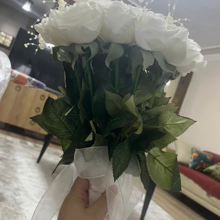 Sipariş Edilen Düğün Çiçeği Görsellerle Uyuşmadı, İade Talebim Reddedildi