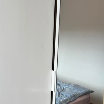 Menteşe Ve Kapak Arızalı Lizbon Dolap İçin Servis Gelmedi, Değişim Ya Da İade Talebi