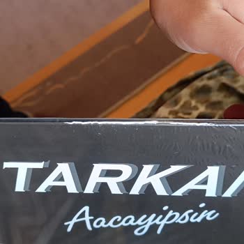 D&R'den Aldığım Plakların Kartonetinde Yırtılma Ve Deformasyon