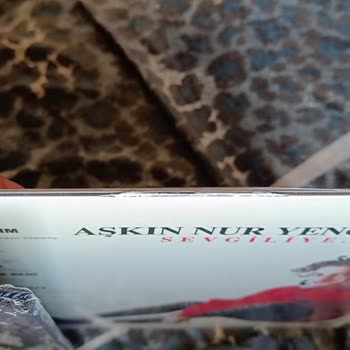 D&R'den Aldığım Plakların Kartonetinde Yırtılma Ve Deformasyon