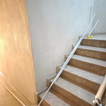 Türk Telekom’un Yarım Kalmış İnternet Altyapısı Ve Sarkık Kablolar Güvenlik Riski Oluşturuyor