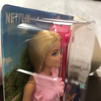 Amazon Türkiye'de Kırık Barbie Kutusu Ve Yetersiz Telafi