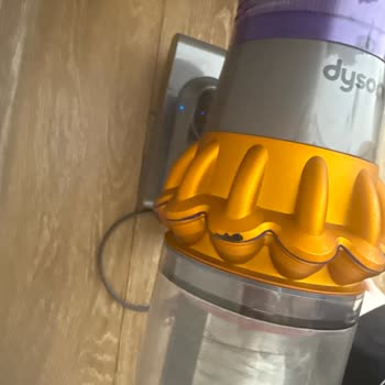 Dyson Submarine V15 Boya Soyulması Nedeniyle Ücretsiz Değişim Talebi
