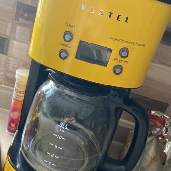 Vestel Retro Kahve Makinesinin Filtre Tutucusu Kırıldı Ve Yedek Parça Aylarca Bulunamıyor