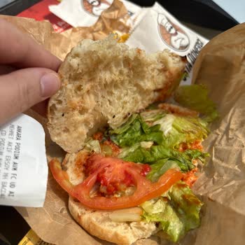 Usta Dönerci Şubesinde Hijyen Ve Kalite Sorunları