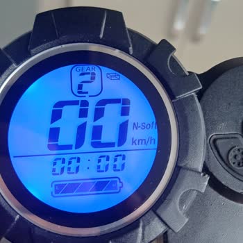 Ekranda Boş Kutu İşareti Sonrası Scooter Hareket Etmiyor Ve Garanti Kapsamında Yardım Talep Ediyorum