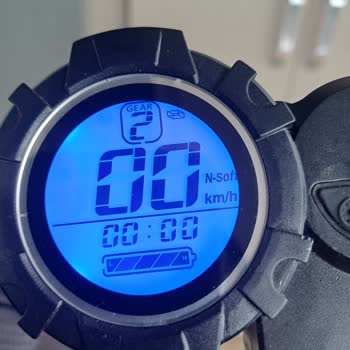 Ekranda Boş Kutu İşareti Sonrası Scooter Hareket Etmiyor Ve Garanti Kapsamında Yardım Talep Ediyorum