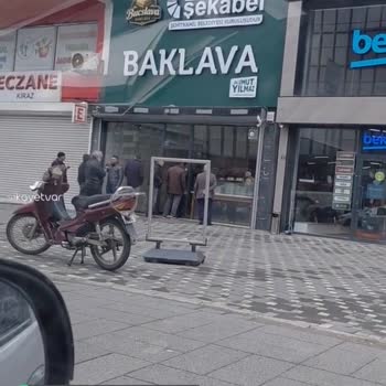 Şekabel'de Uzun Bekleyiş