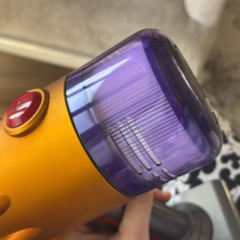 Dyson v12 süpürgeme hasar verdiği halde kabul etmiyor teknik serviste ürünüme zarar verildi