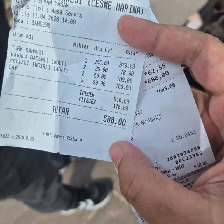 Alaköy Pastanesi Çeşme Şubesinde Yanlış Ürün Eklenmesi Ve Fazla Ücret Çekimi