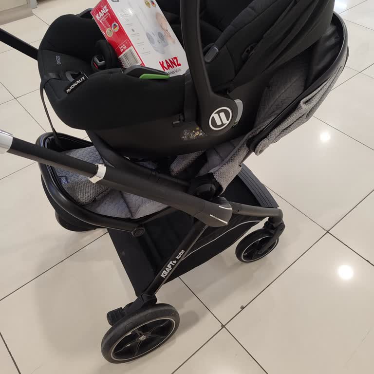 Kraft Kobe Bebek Arabasında Puset Adaptörü Eksik