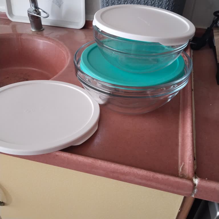 Paşabahçe Saklama Kabının Kapakları Kapanmıyor Ve Değişim Talep Ediyorum