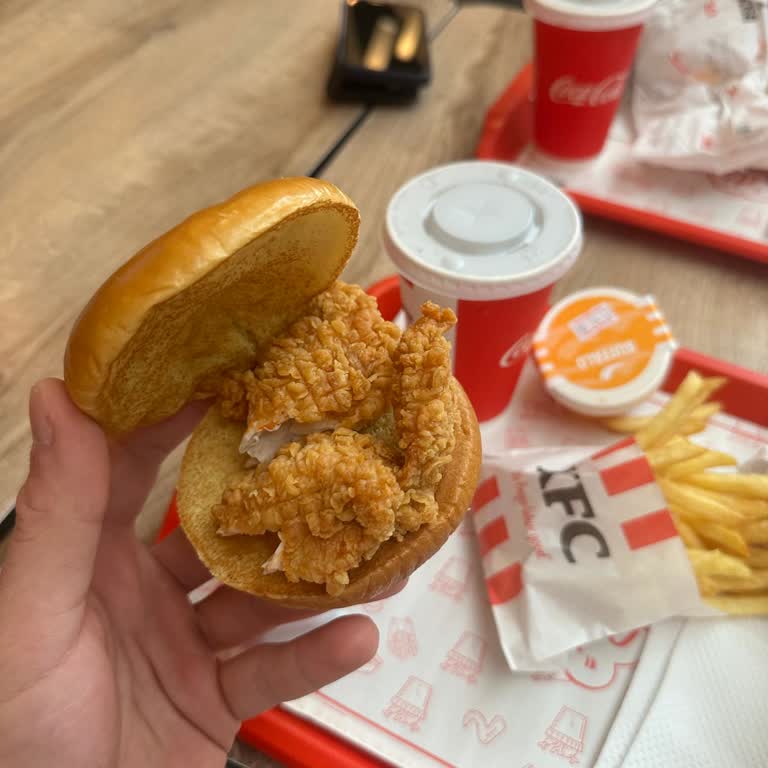 Acılı Siparişler Sürekli Yanlış Ve Personel Saygısız