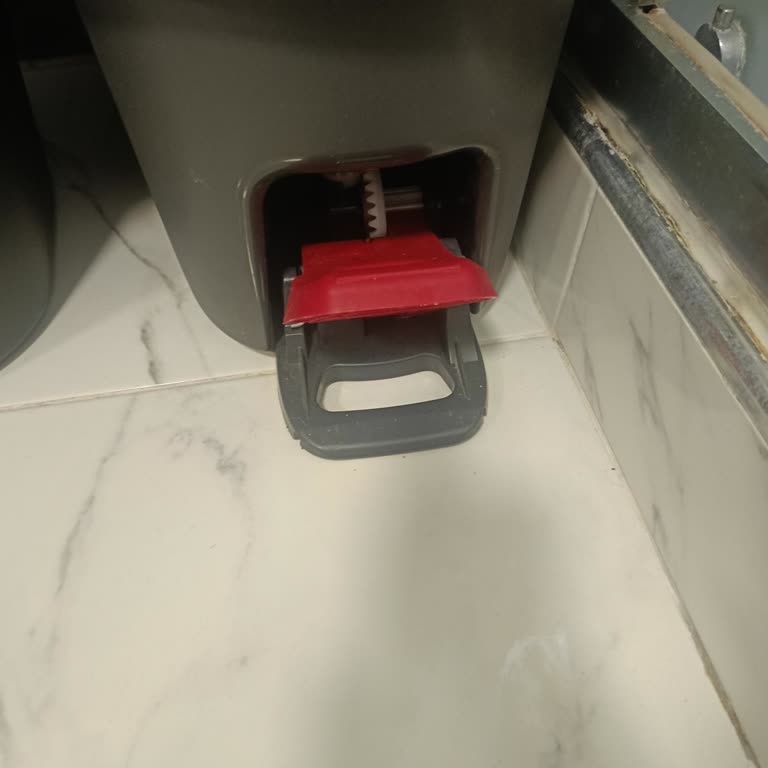 Turbo Pedallı Mop Setinde Pedal Arızası Ve Garanti İçin Müşteri Hizmetlerinden Yanıt Alamama