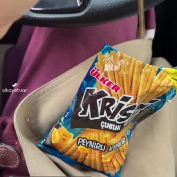 Ülker Krispi Krakerin İçinden Gerçek Odun Parçası Çıktı!