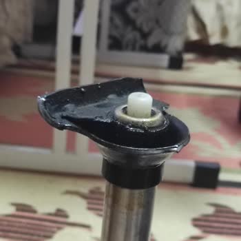 Kırılan Bilgisayar Koltuğu İçin Ücretsiz Onarım Talebi