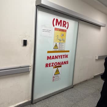 Kaba Personel Ve Yardım Eksikliği Nedeniyle MR Randevusunun Gerçekleşmemesi