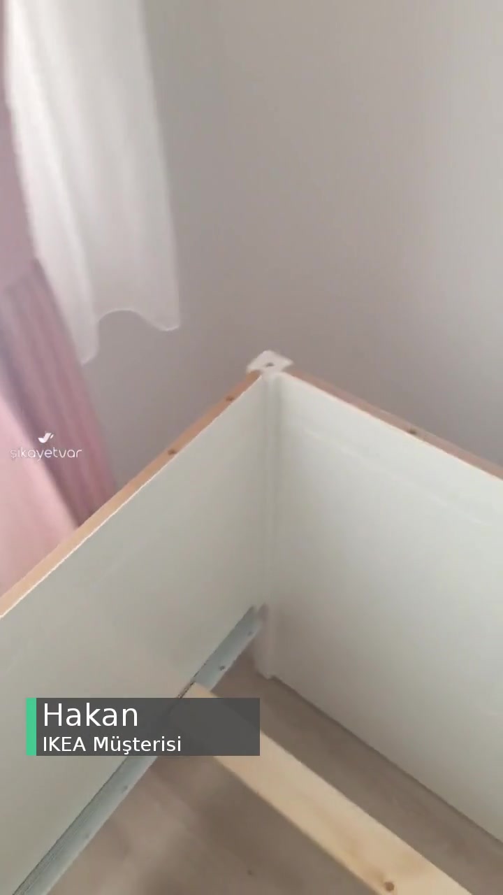 IKEA Çatlak Parça İçin Ücret İstediler videonun kapak resmi