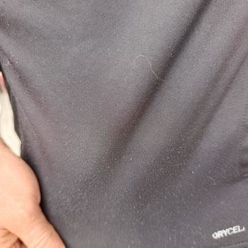 Eşofman Takımının Hızlı Tüylenmesi Ve İletişimsizlik Nedeniyle Değişim Talebi