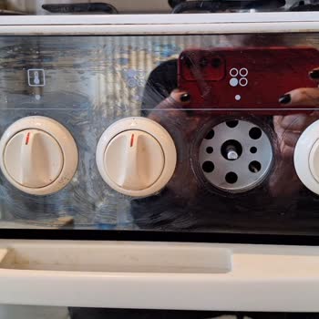 Kırılan Gaz Düğmesi Ve Parça Bulunamaması Nedeniyle 1997 Bosch Fırınıma Çözüm Talebi