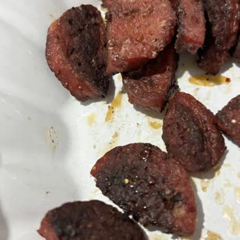 Yıldıztepe BİM'den Aldığım Dana Sucukta Ekşi Tat Ve Mide Bulantısı