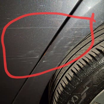 Resmi Çekici Tarafından Aracımda Oluşan Derin Çizikler Ve Göçükler İçin Tazminat Talebi