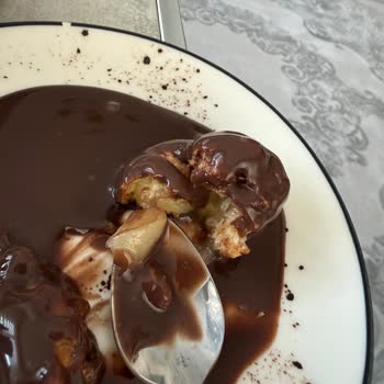 Bozuk Profiterol Ürünü Ve Sağlık Endişesi