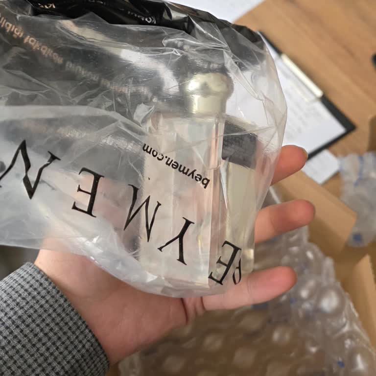 Kutusuz Ve Kullanılmış Görünen Parfümde Orijinal Olmadığı Şüphesi